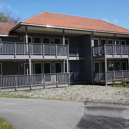 Hausvik Maritime Feriesenter Lyngdal